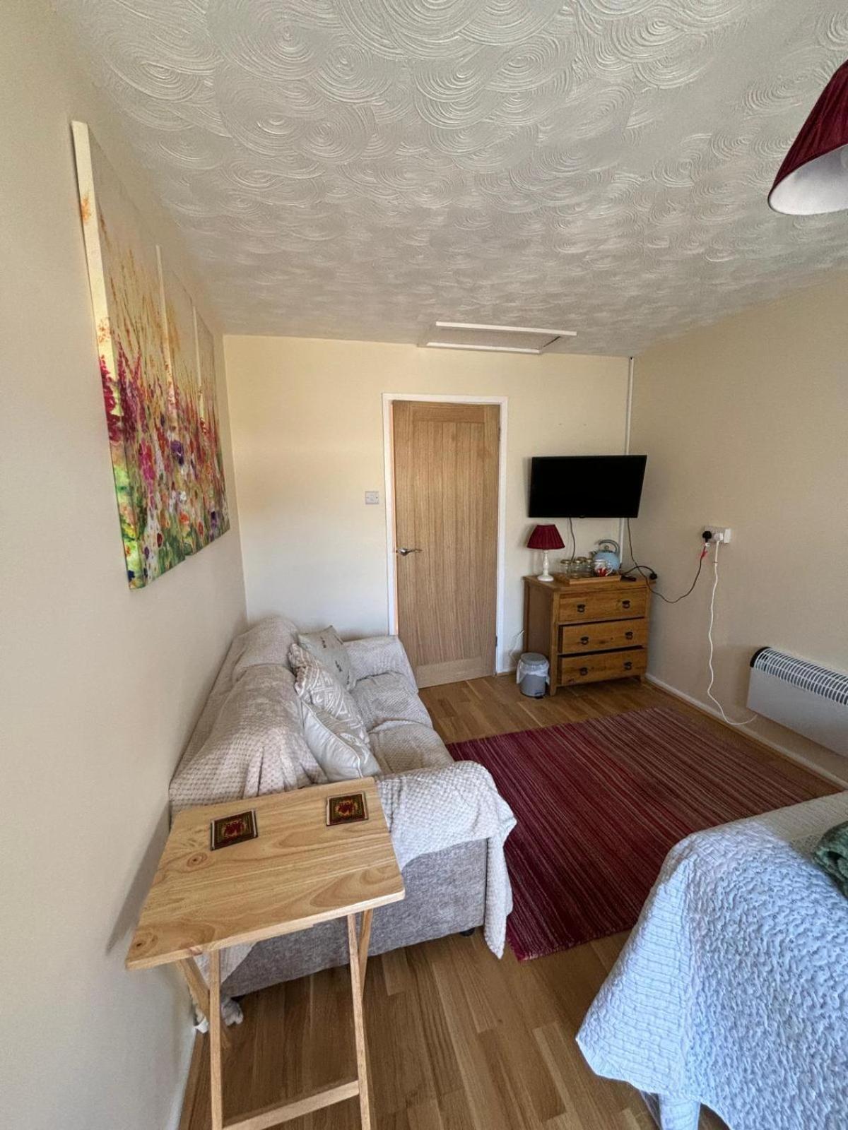 Appartamento 1A Butty Bach Milford Haven Esterno foto